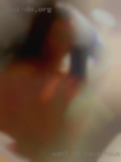 Want to have some housewives in Lancaster, CA online fun.